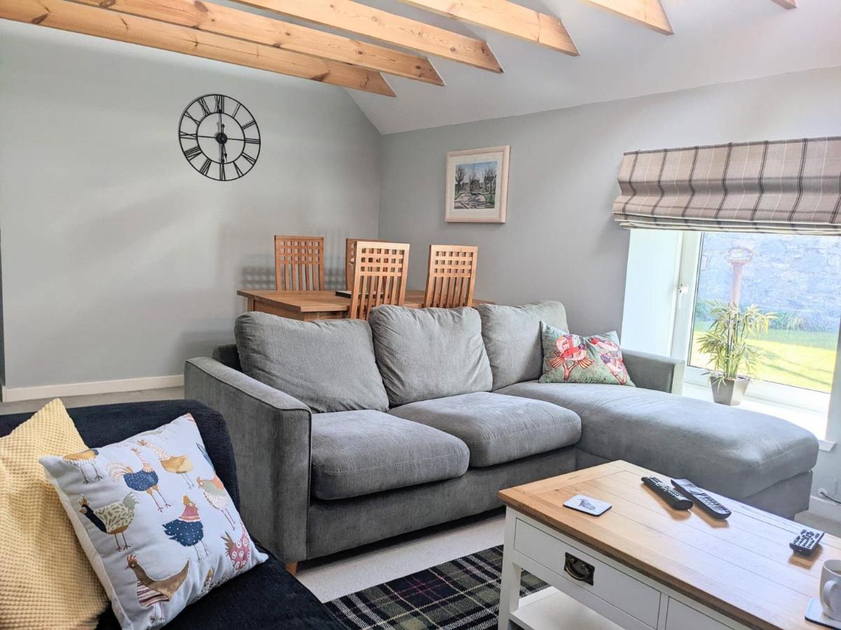 Ailnack Cottage -Cheerful Cottage With Secure Garden And Off Street Parking Sleeps 4 Tomintoul Exterior foto