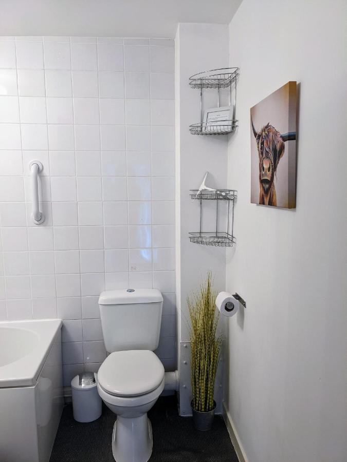 Ailnack Cottage -Cheerful Cottage With Secure Garden And Off Street Parking Sleeps 4 Tomintoul Exterior foto