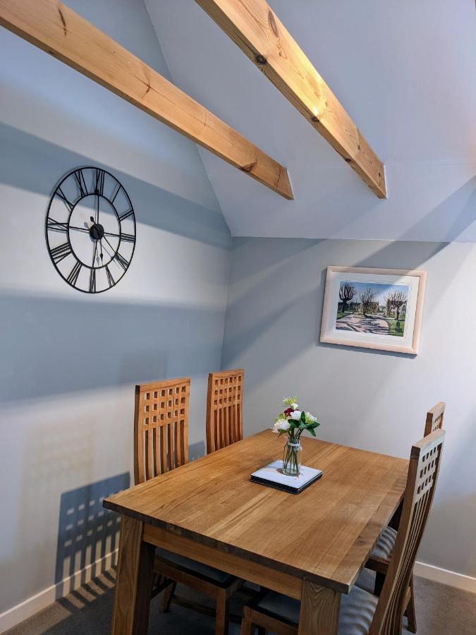 Ailnack Cottage -Cheerful Cottage With Secure Garden And Off Street Parking Sleeps 4 Tomintoul Exterior foto